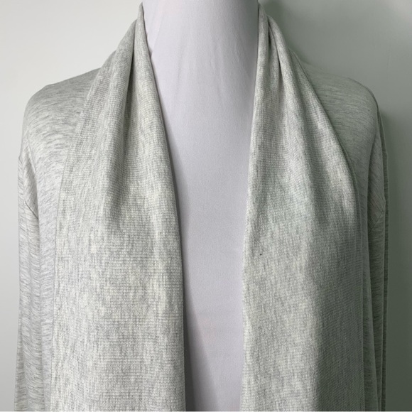 NWT Athleta Women's Gray Cardigan Sweater French Terry Tranquility Wrap Size XS - Picture 3 of 14